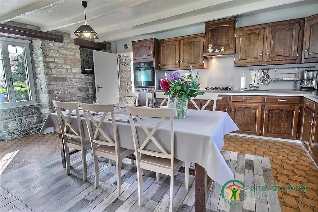 Holiday home 2 Route De L'Huitre Villa Locoal-Mendon